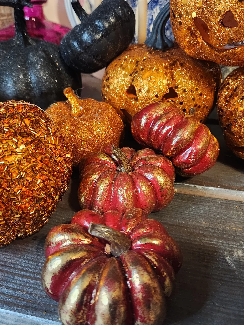 Fall Halloween Decor Pumpkins Gold, Black, Orange, Red, 22 Pumpkins Variety